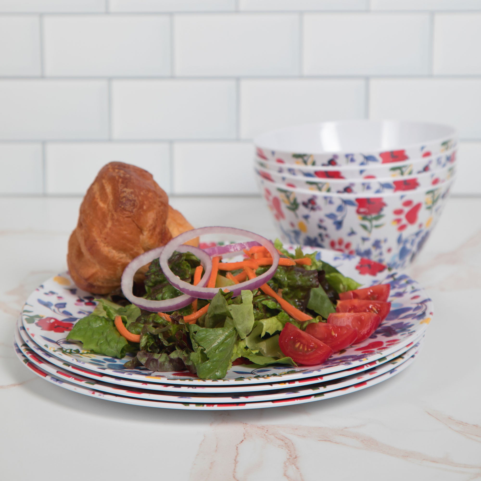 Flower Garden Paws Melamine Dinnerware Set - Set Of 4